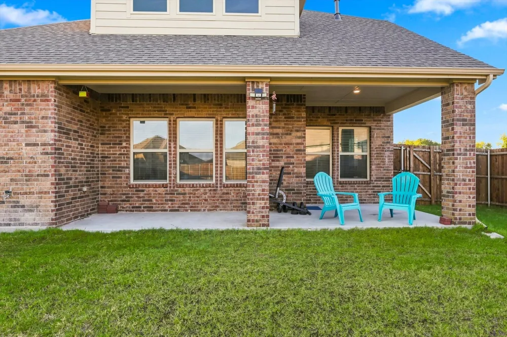 901 Loganberry Drive Princeton, TX 75407
