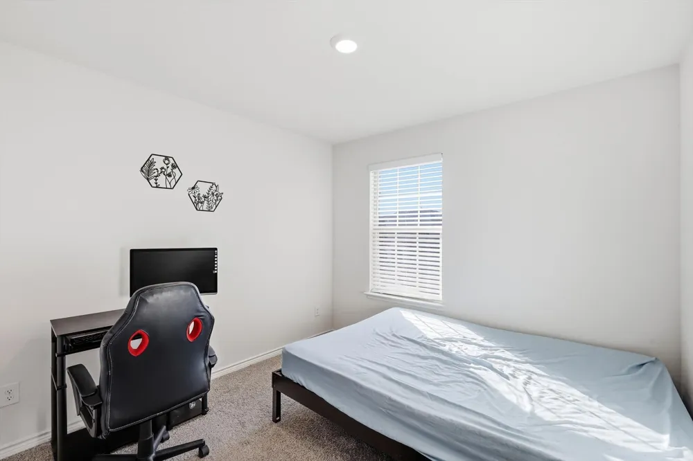 901 Loganberry Drive Princeton, TX 75407
