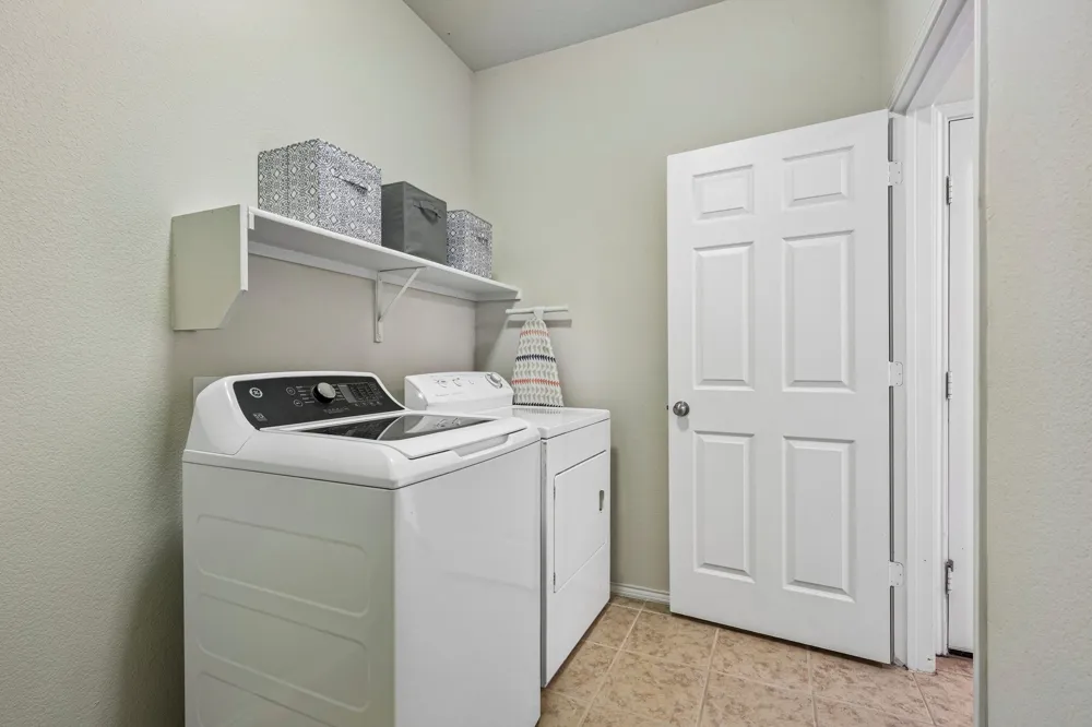 2007 Avondown Road Forney, TX 75126
