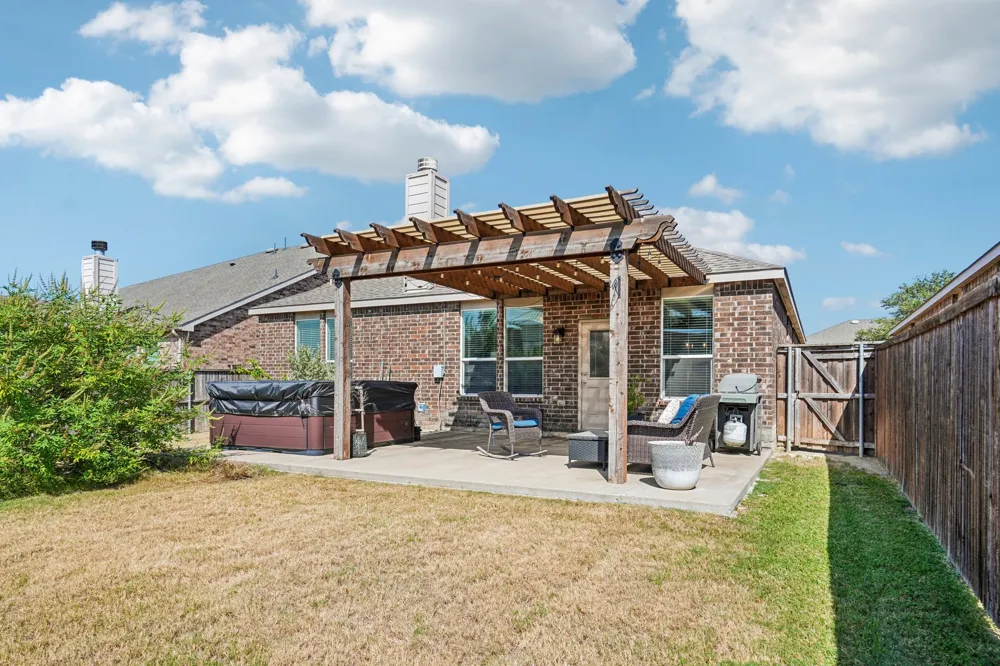 2007 Avondown Road Forney, TX 75126