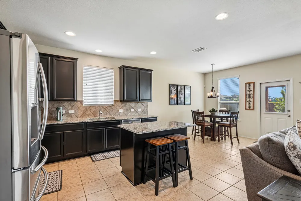 2007 Avondown Road Forney, TX 75126