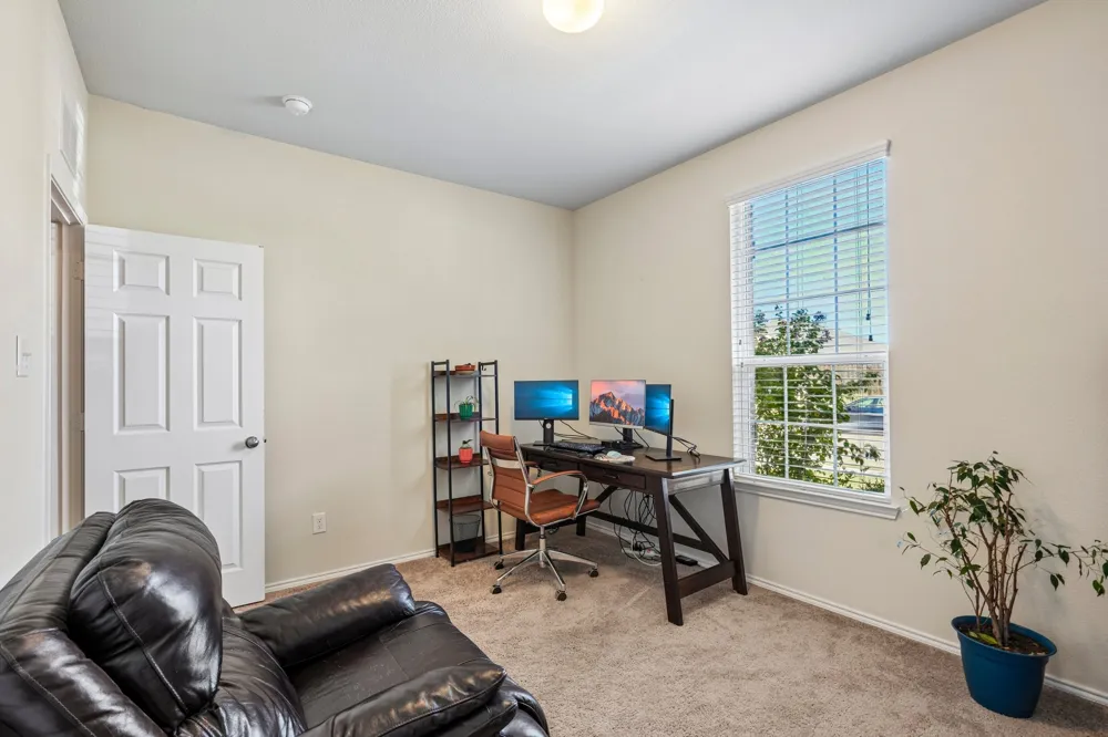 2007 Avondown Road Forney, TX 75126