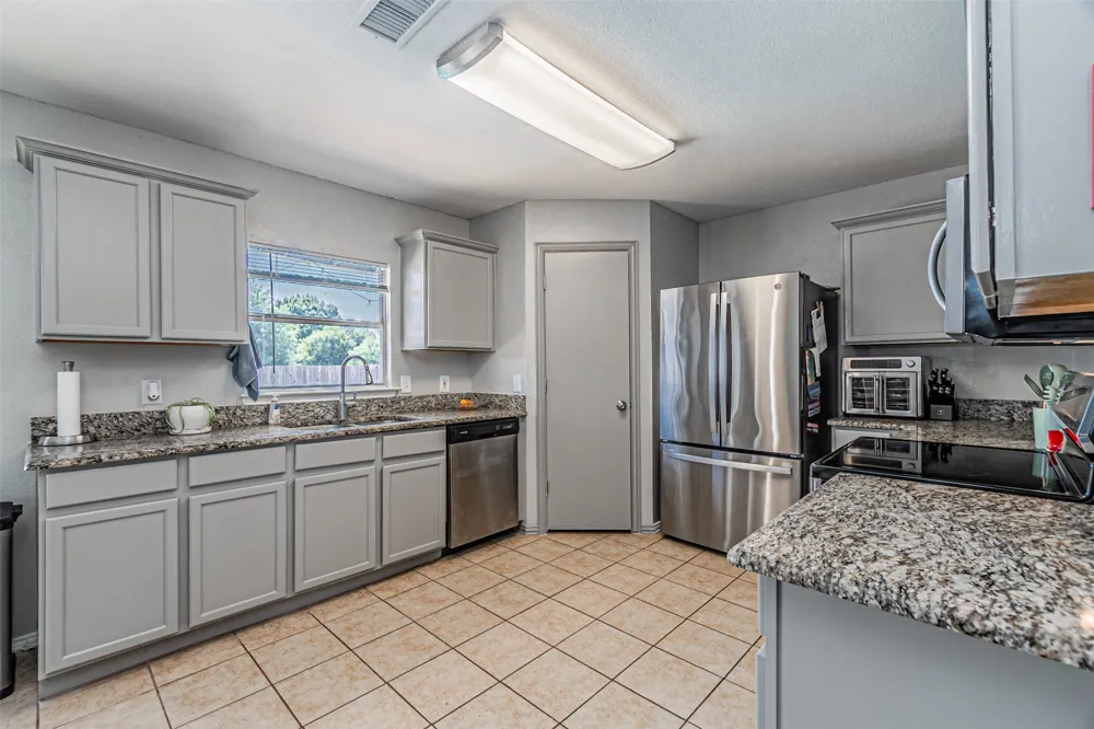 1125 Greenbend Drive Denton, TX 76210