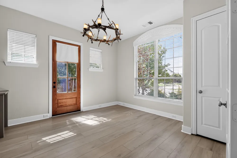 3131 Callander The Colony, TX 75056