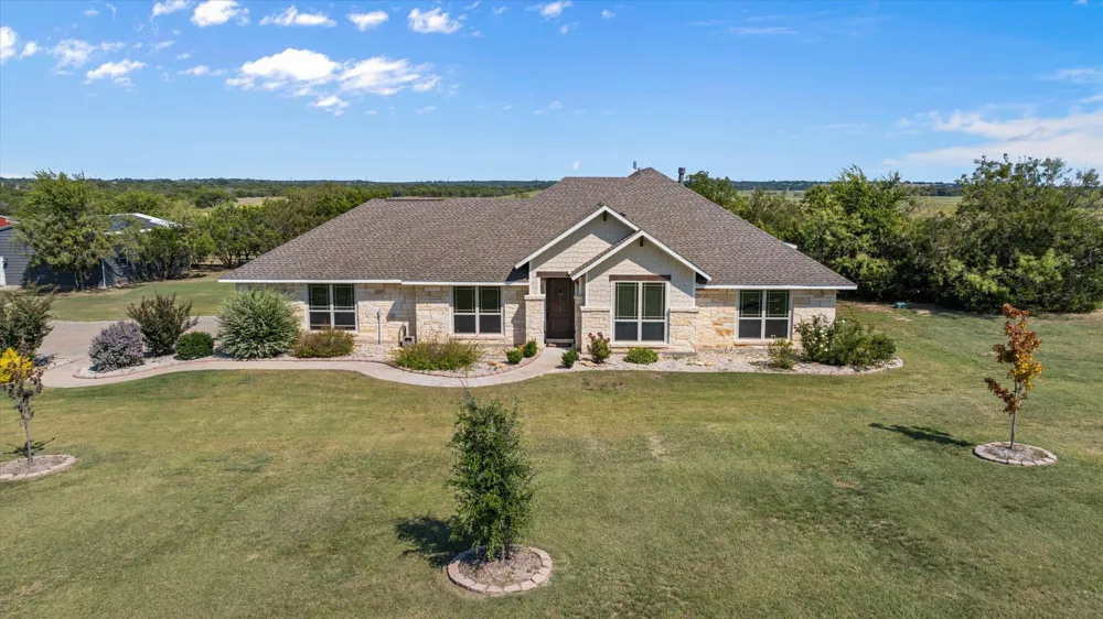 120 Private Road 2658 Walnut Springs, TX 76690