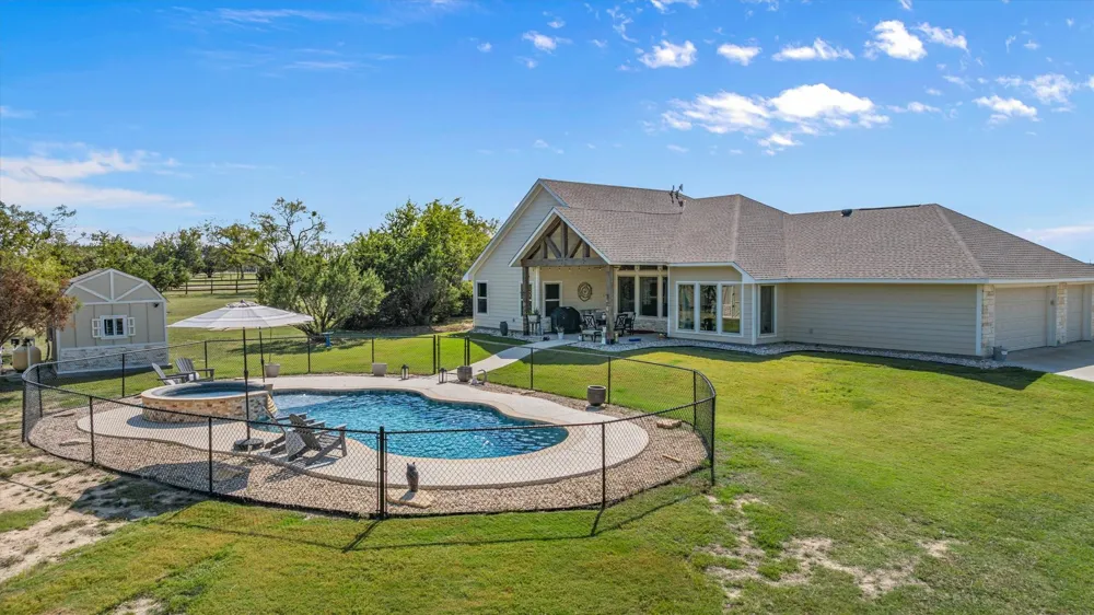 120 Private Road 2658 Walnut Springs, TX 76690