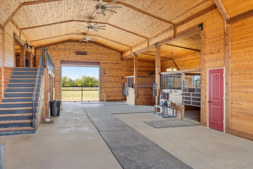 120 Private Road 2658 Walnut Springs, TX 76690