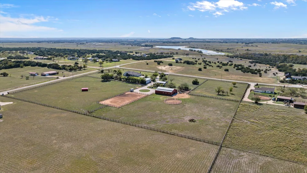 120 Private Road 2658 Walnut Springs, TX 76690