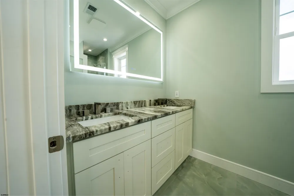 111 N Dorset Ventnor, NJ 08406