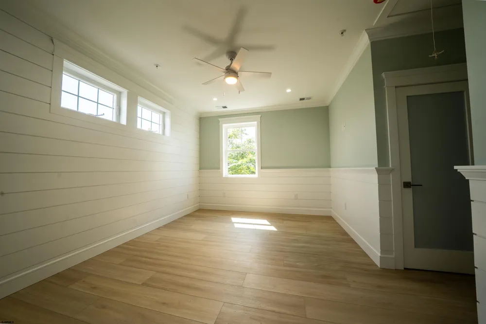 111 N Dorset Ventnor, NJ 08406
