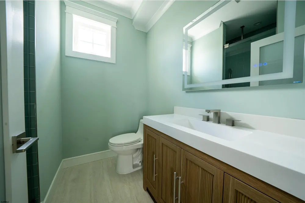 111 N Dorset Ventnor, NJ 08406