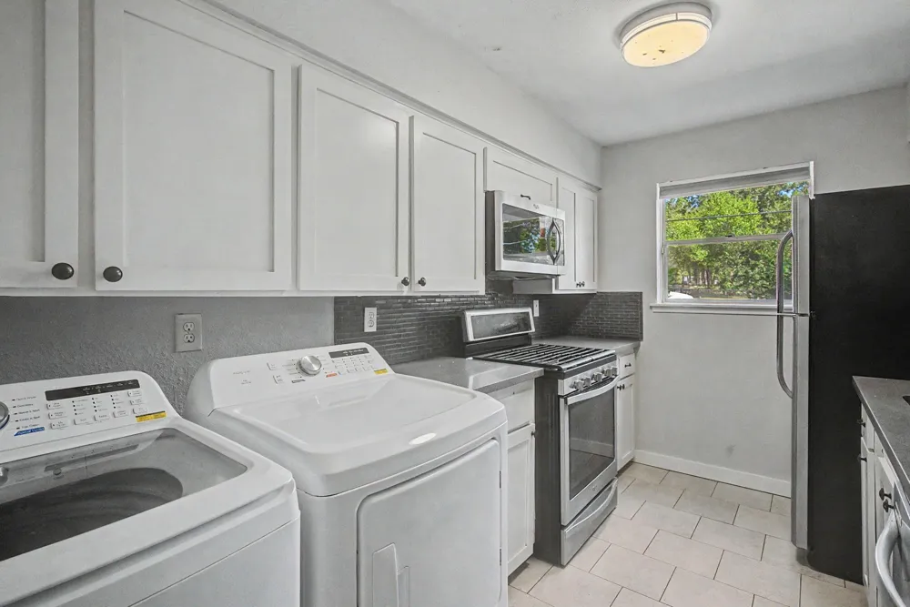 413 W Semands Avenue Conroe, TX 77301