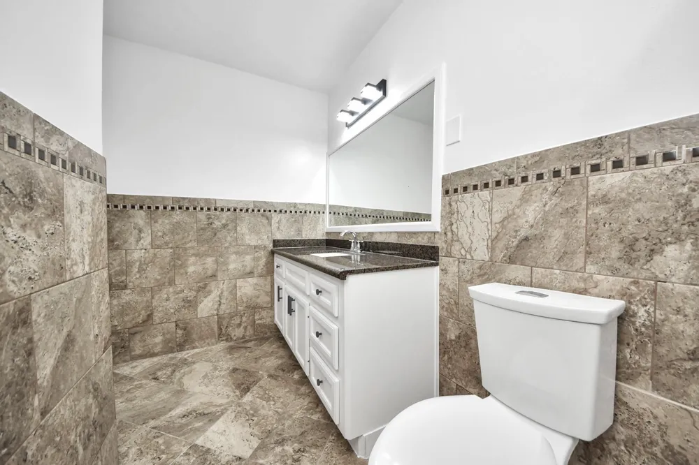2212 Raspberry Lane Pasadena, TX 77502