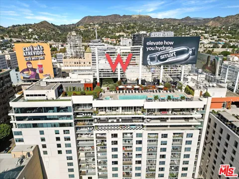 6250 Hollywood Boulevard