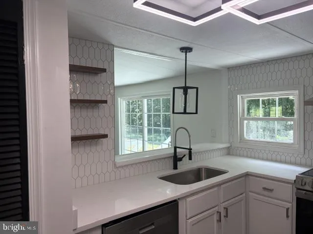 119 DEANE ROAD Louisa, VA 23093