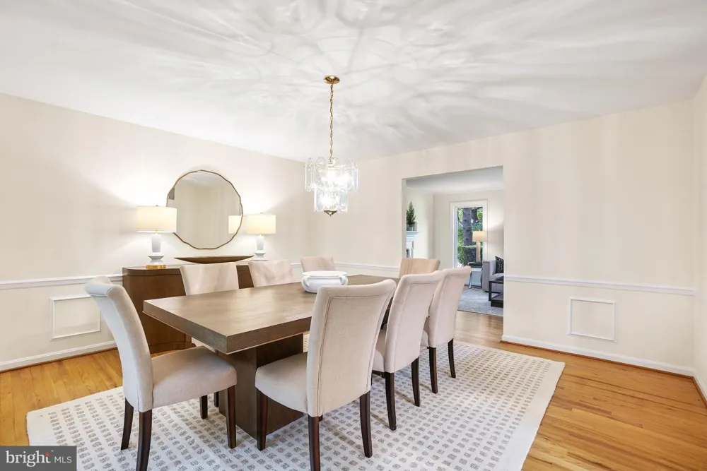 11701 BEEKMAN PLACE Potomac, MD 20854