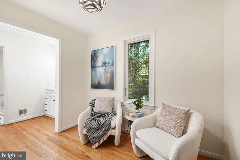 11701 BEEKMAN PLACE Potomac, MD 20854