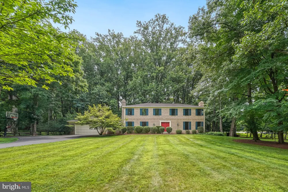 11701 BEEKMAN PLACE Potomac, MD 20854