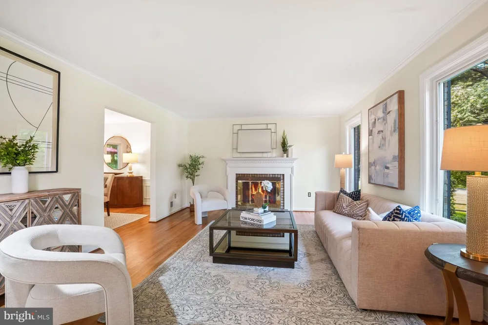 11701 BEEKMAN PLACE Potomac, MD 20854