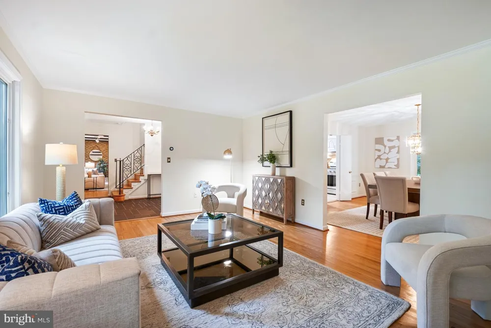 11701 BEEKMAN PLACE Potomac, MD 20854
