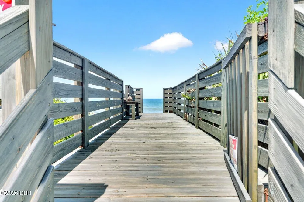 6118 S Atlantic Avenue New Smyrna Beach, FL 32169