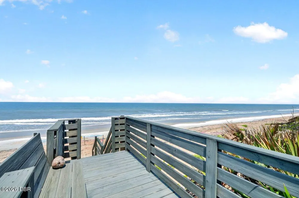 6118 S Atlantic Avenue New Smyrna Beach, FL 32169