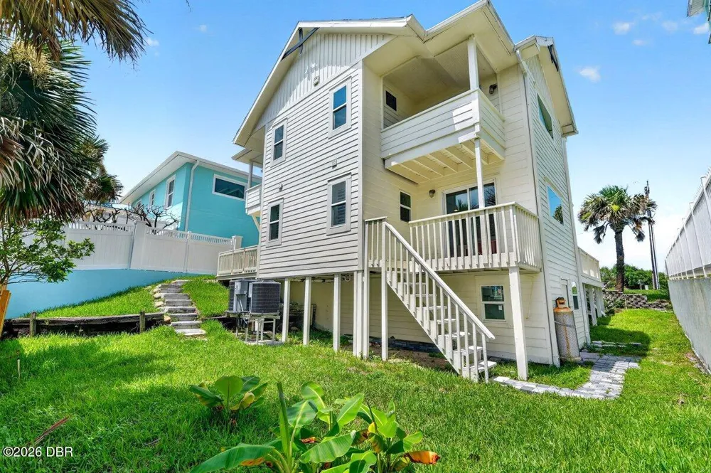 6118 S Atlantic Avenue New Smyrna Beach, FL 32169