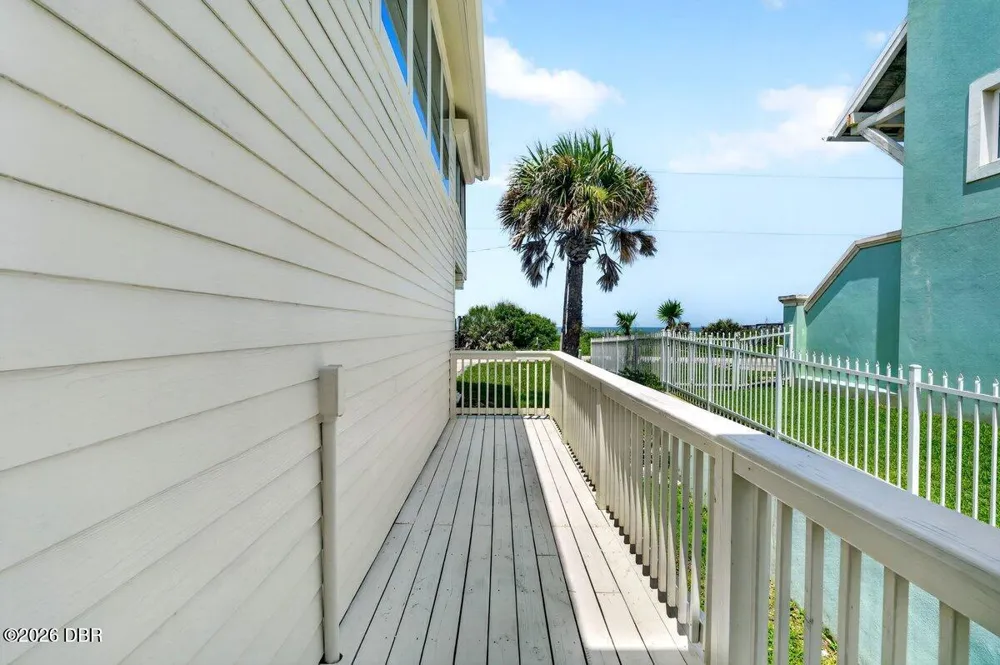 6118 S Atlantic Avenue New Smyrna Beach, FL 32169