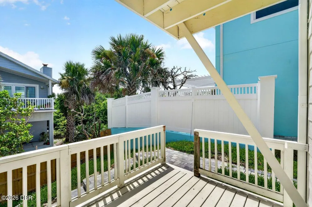 6118 S Atlantic Avenue New Smyrna Beach, FL 32169