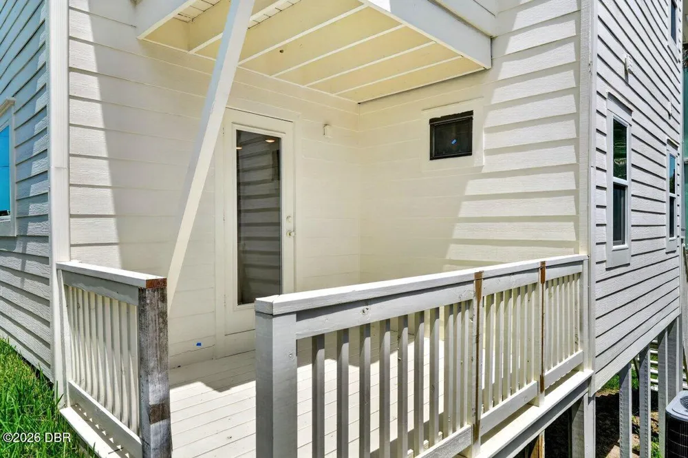 6118 S Atlantic Avenue New Smyrna Beach, FL 32169