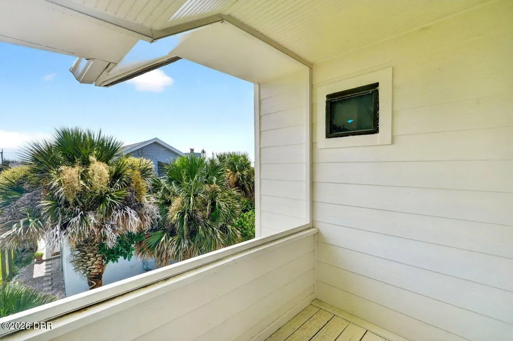 6118 S Atlantic Avenue New Smyrna Beach, FL 32169