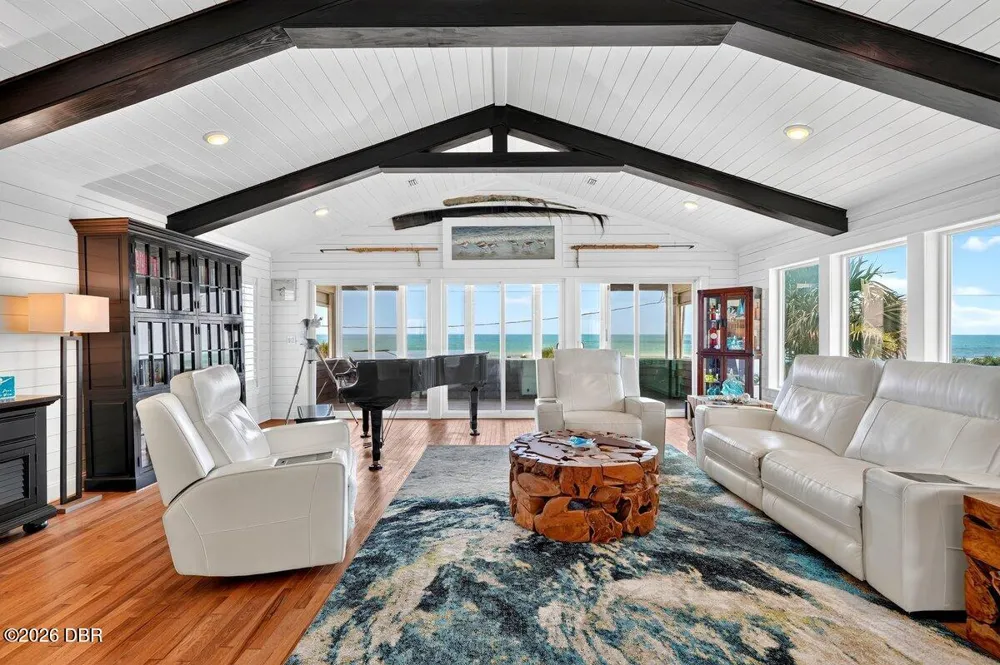 6118 S Atlantic Avenue New Smyrna Beach, FL 32169