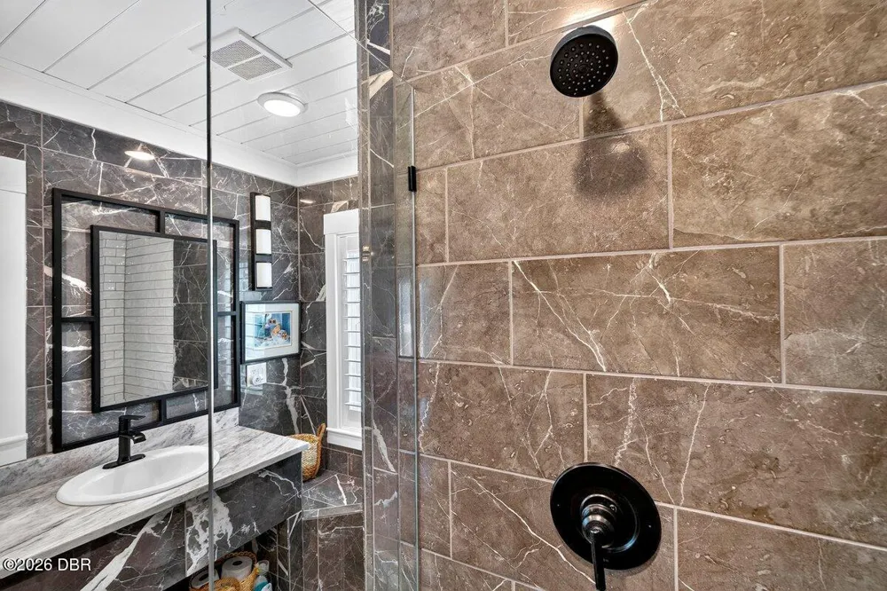 6118 S Atlantic Avenue New Smyrna Beach, FL 32169