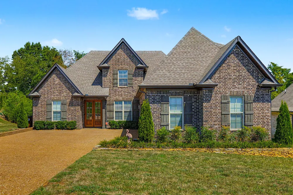 982 Luxborough Dr Hendersonville, TN 37075