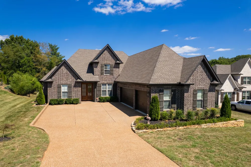 982 Luxborough Dr Hendersonville, TN 37075