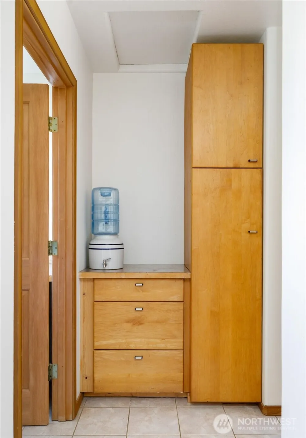 1002 Carl Avenue Oak Harbor, WA 98277