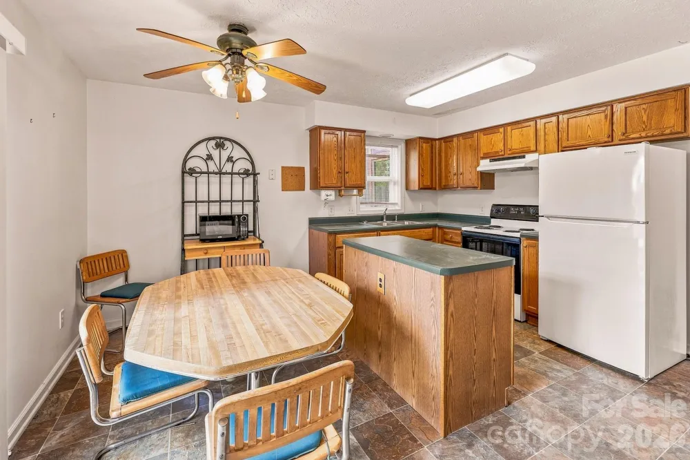 253 Nors Way Lake Lure, NC 28746