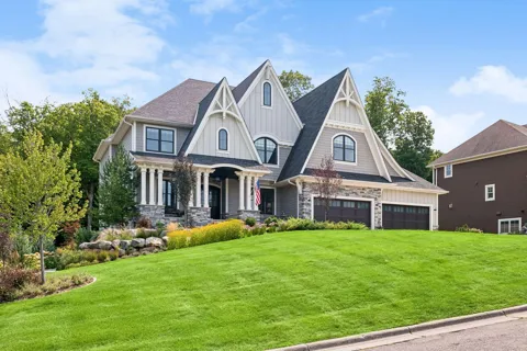 7400 Dogwood Road