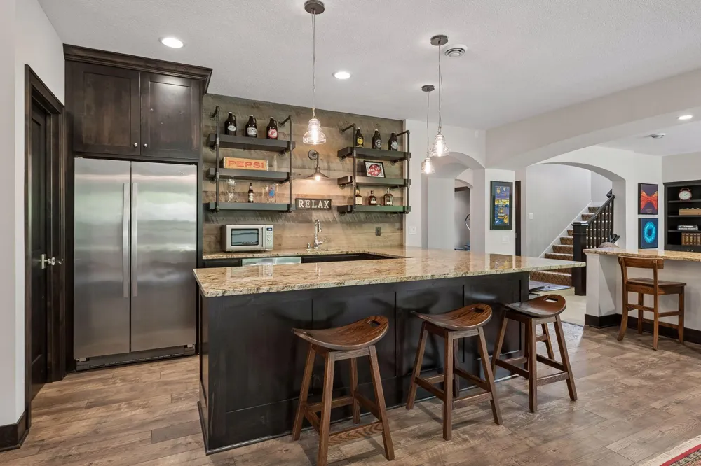 7400 Dogwood Road Chanhassen, MN 55331