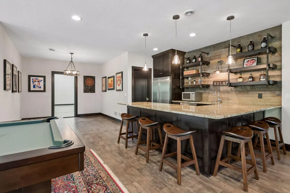 7400 Dogwood Road Chanhassen, MN 55331