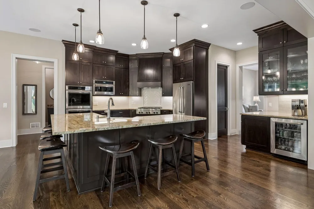 7400 Dogwood Road Chanhassen, MN 55331