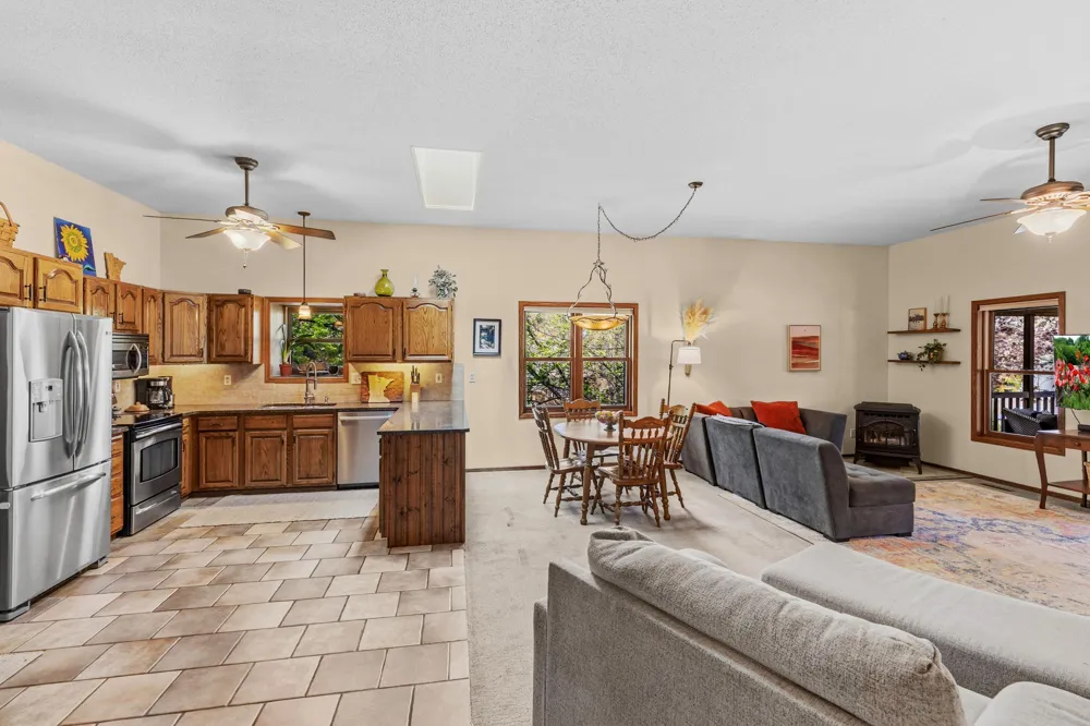 840 Hallam Avenue Mahtomedi, MN 55115