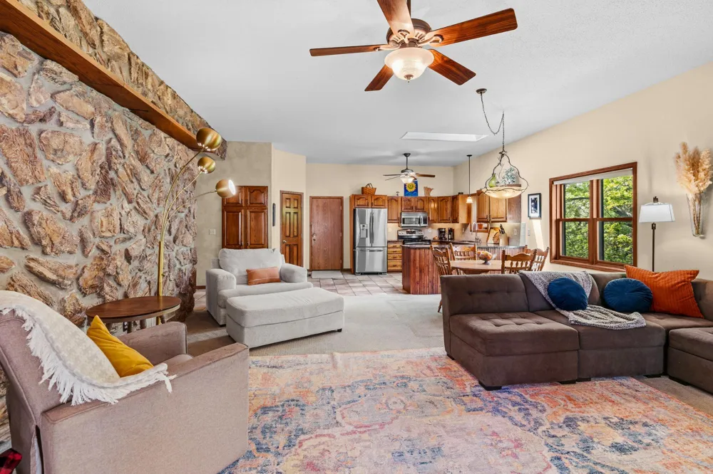 840 Hallam Avenue Mahtomedi, MN 55115