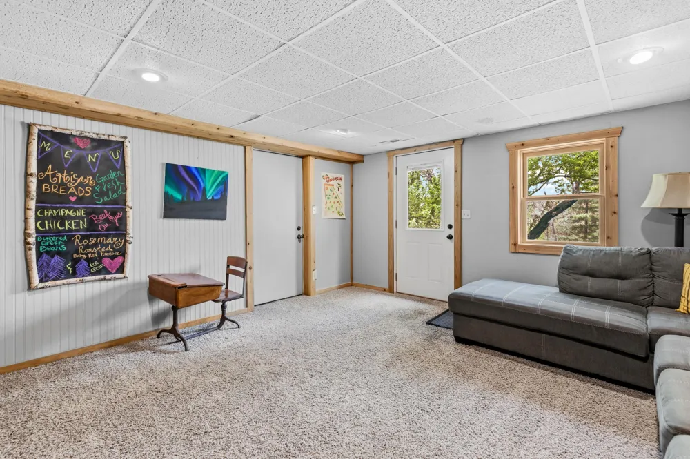 840 Hallam Avenue Mahtomedi, MN 55115