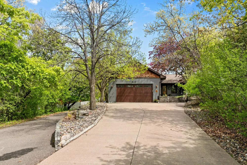 840 Hallam Avenue Mahtomedi, MN 55115