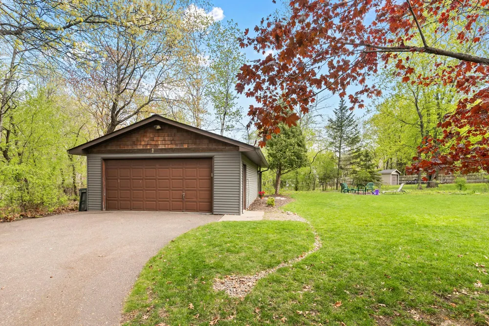 840 Hallam Avenue Mahtomedi, MN 55115