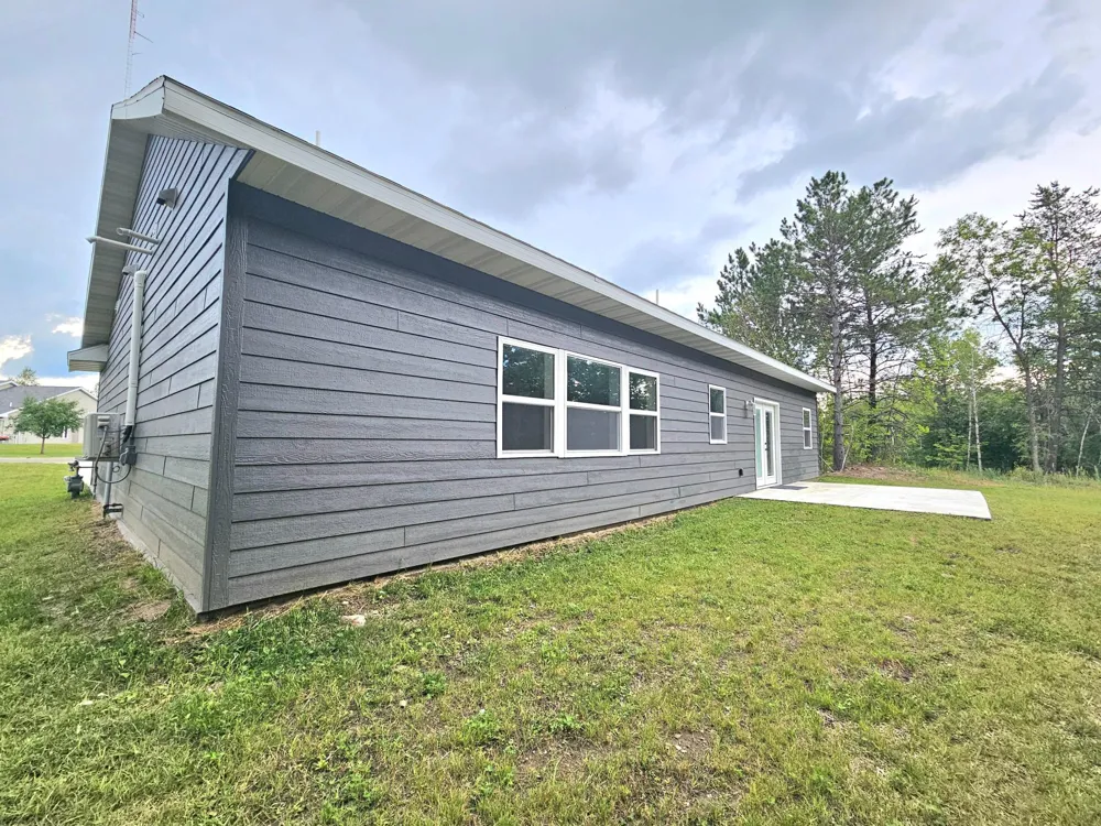 912 Carter Circle Eveleth, MN 55734