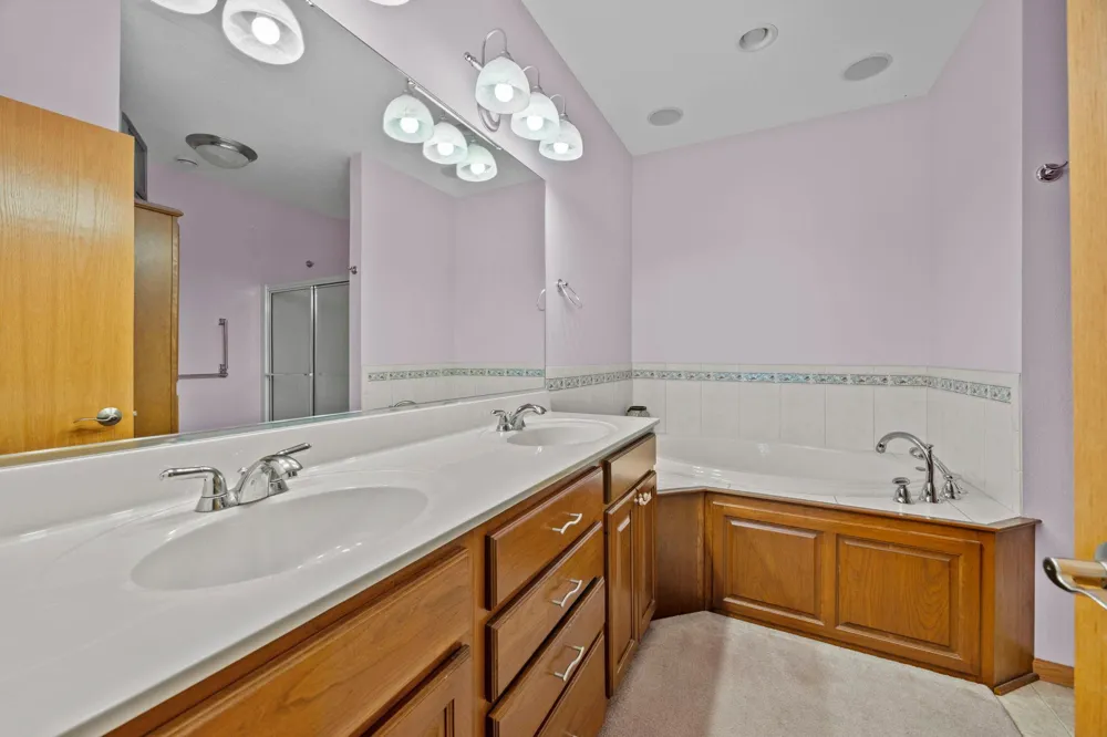 755 Hickory Way #2 Lake City, MN 55041