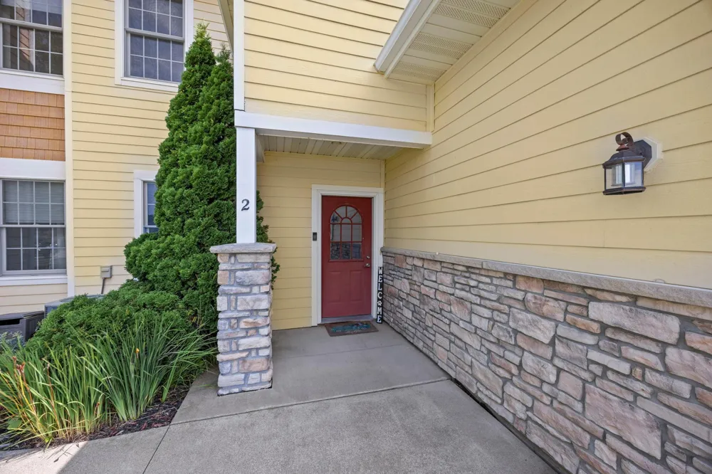 755 Hickory Way #2 Lake City, MN 55041