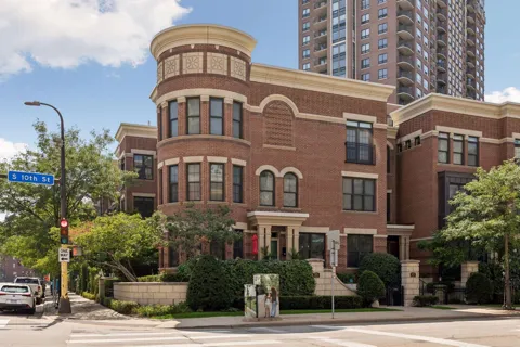 575 S 10th Street